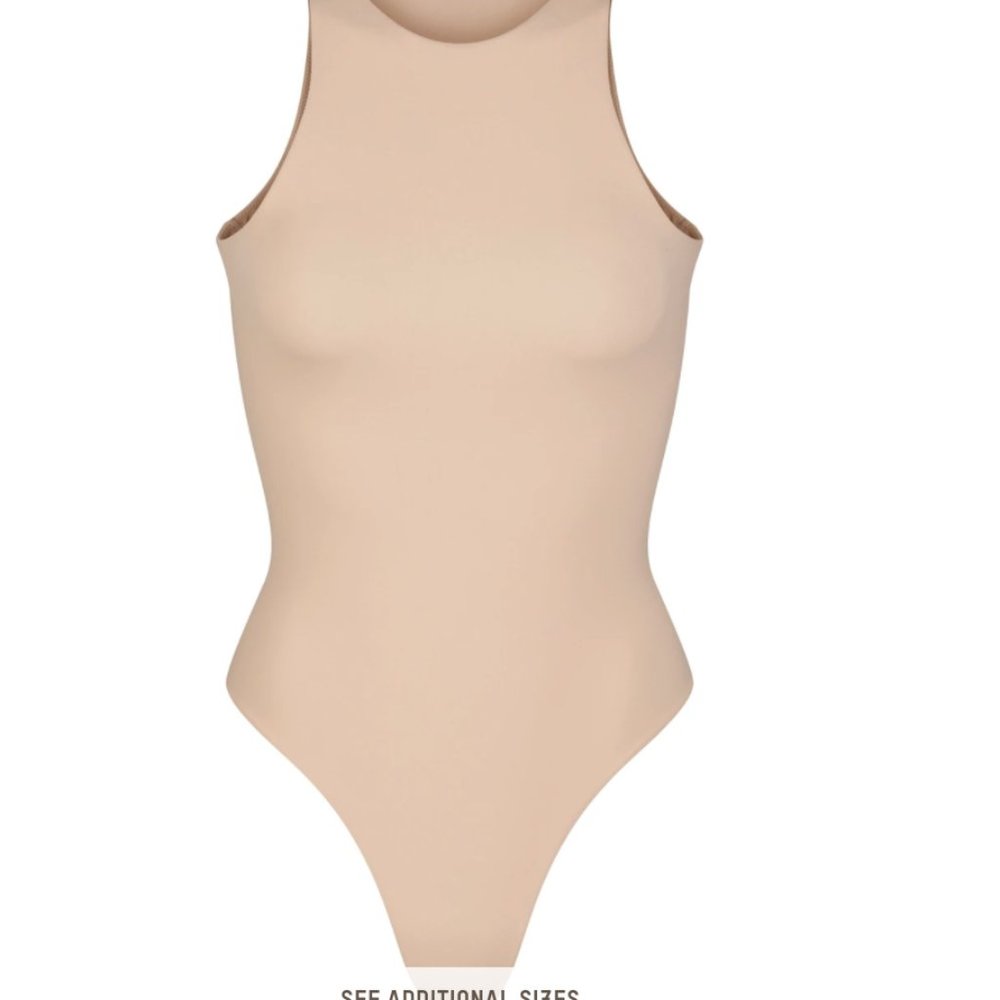 SKIMS NWOT Nude Mica FITS EVERYBODY HIGH NECK BODYSUIT L